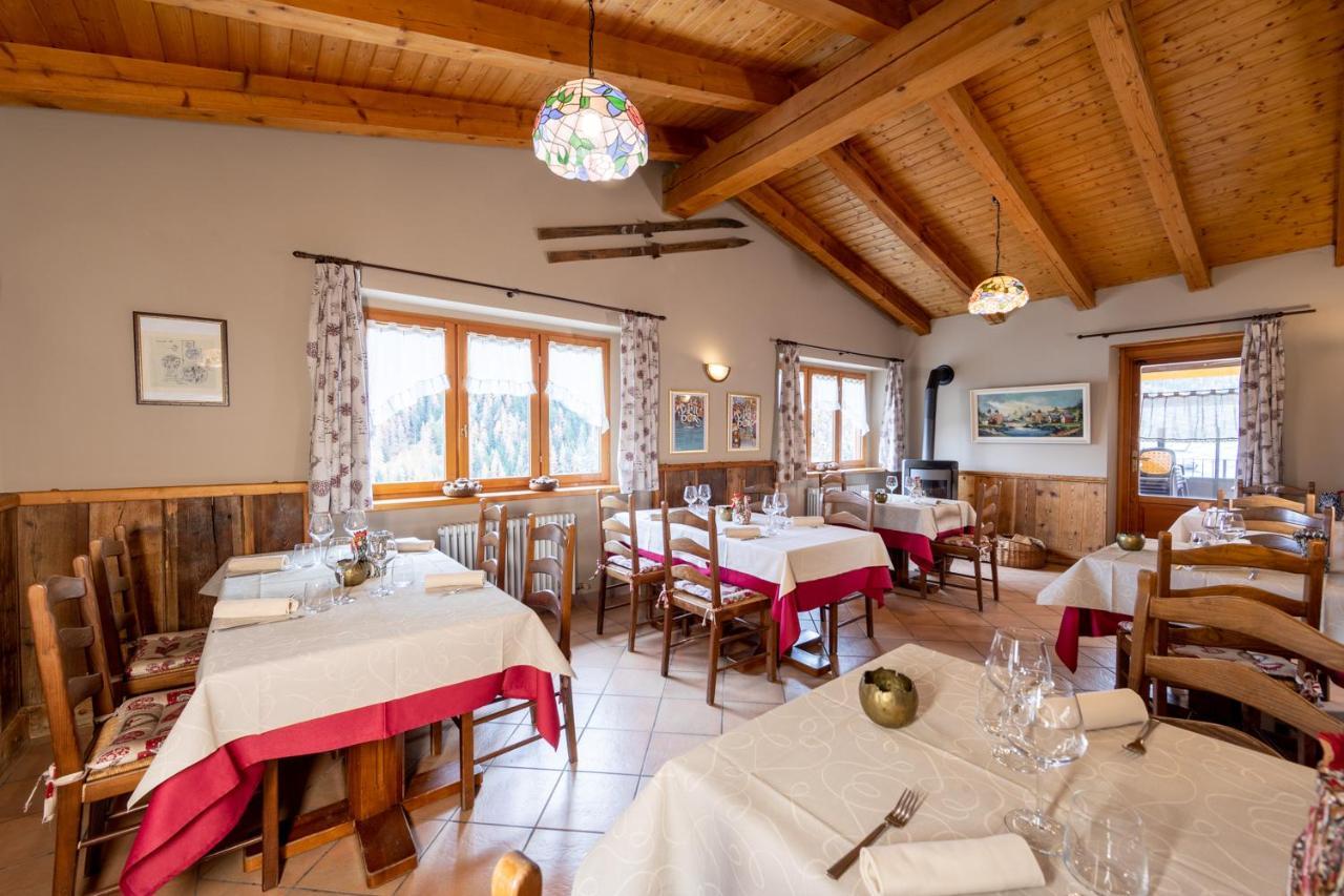 Mont Velan Chambres & Restaurant Saint-Oyen Exterior photo