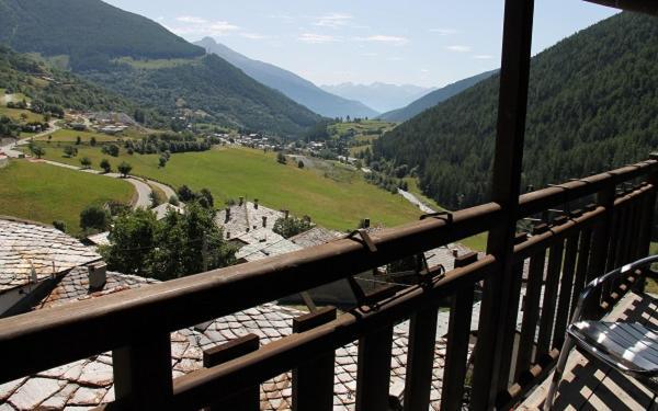 Mont Velan Chambres & Restaurant Saint-Oyen Exterior photo